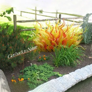 Садовое художественное оформление торшеры ручной работы из выдувного стекла деревья желто-оранжевого цвета