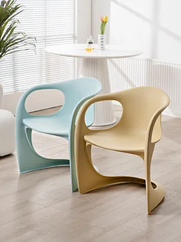 Обеденный стул из скандинавского пластика, дизайнер в кремовом стиле, кресло для креативного отдыха, гостиная в кофейне, кресло для встреч и переговоров